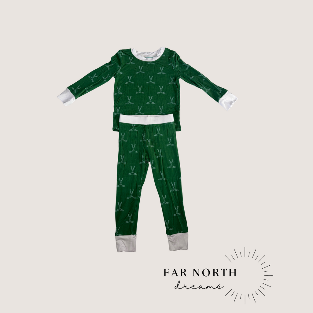 Green + White Hockey Long Sleeve Pajamas